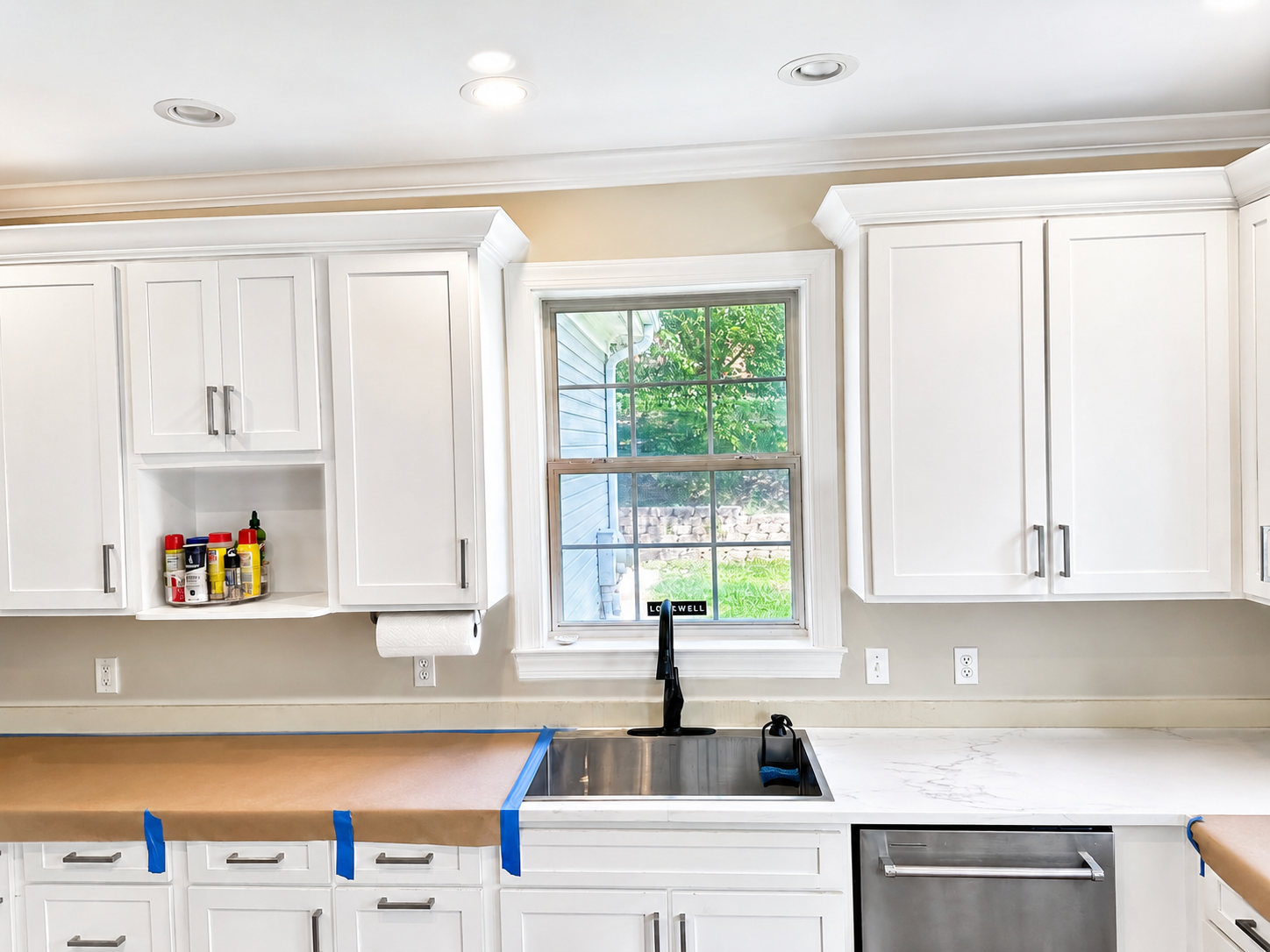 Kitchen before custom backsplash installation